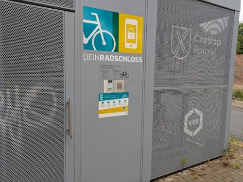 Fahrradabstellanlage am Hauptbahnhof im Mai 2025